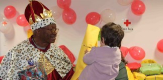 Cerca de 1.600 familias en situación de exclusión social en la provincia han recibido juguetes de la mano de Cruz Roja