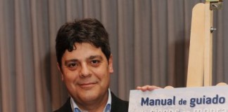 Presentado el primer Manual completo de guiado de montañeros ciegos