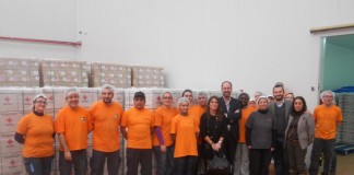 Empleados de JOMIPSA cambian su cesta navideña por donativos para Cruz Roja