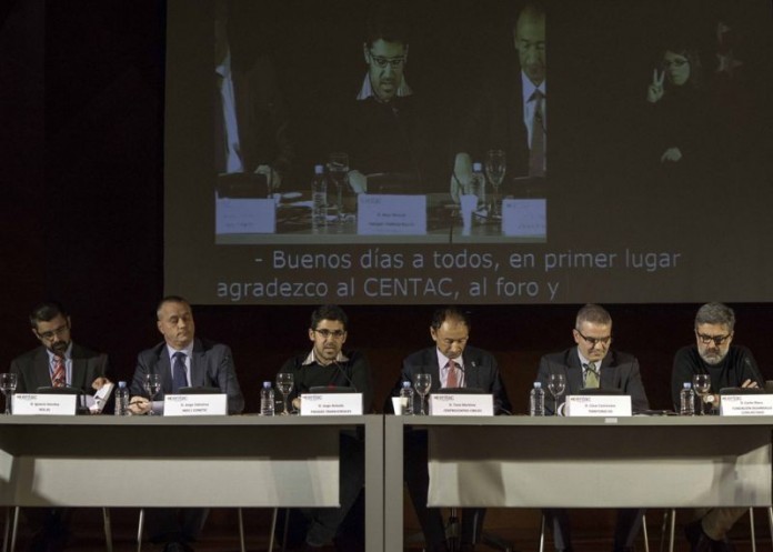 mesa redonda 2.jpg