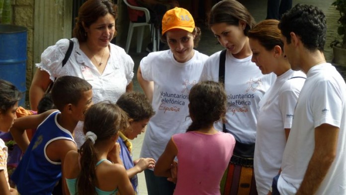 voluntarios telefonica_vacaciones solidarias.jpg