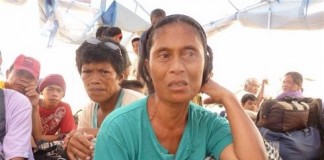 Typhoon survivors celebrate uncertain Christmas