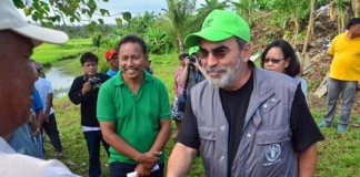 FAO Director-General meets typhoon-stricken farmers in the Philippines