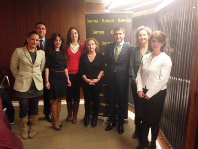 clausura proyecto una nueva vida bankia valencia 2015.jpg
